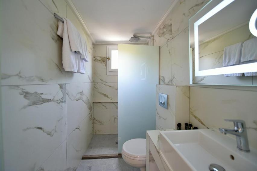 Douskos Porta Rossa Apartment