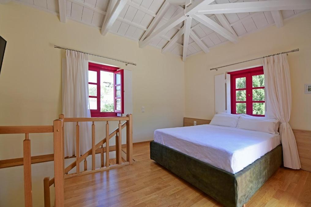Douskos Porta Rossa Apartment Hydra (Saronic Islands)